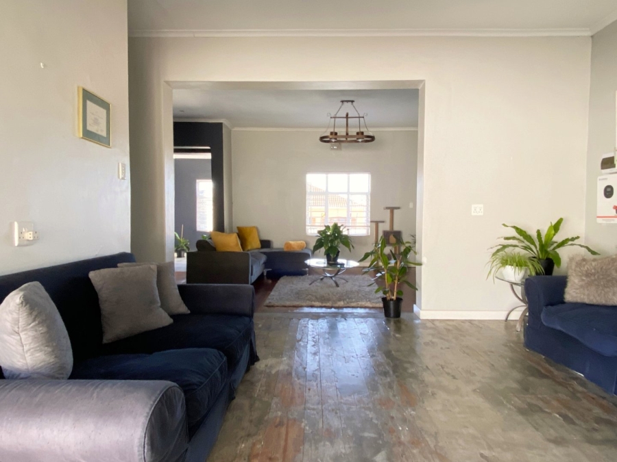 3 Bedroom Property for Sale in Kenilworth Upper Western Cape